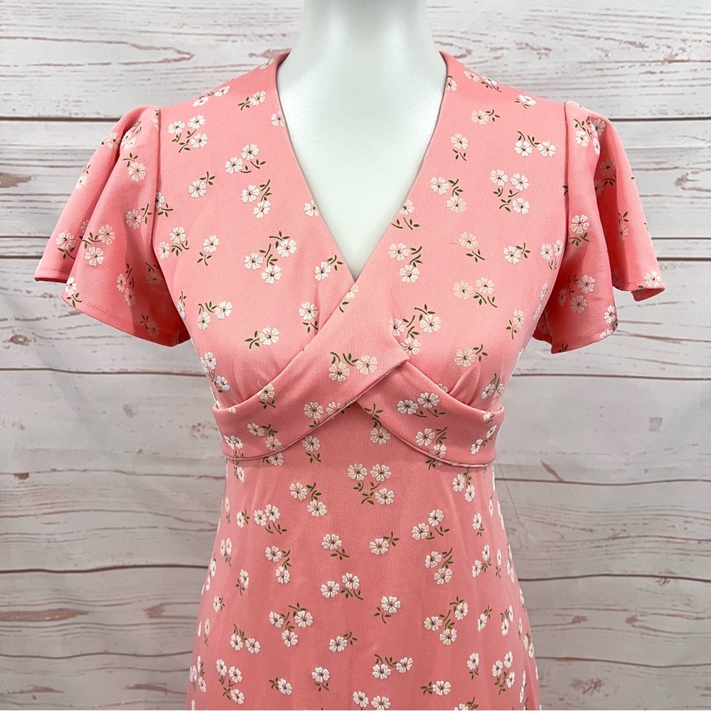 Vintage Coral Peach Ditzy Floral Daisy Cottagecore Flutter Sleeve Maxi Dress - Picture 5 of 11